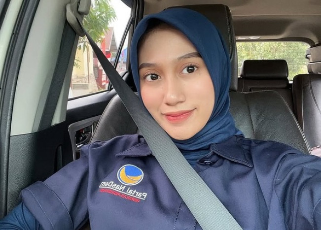 Dheninda (Instagram)